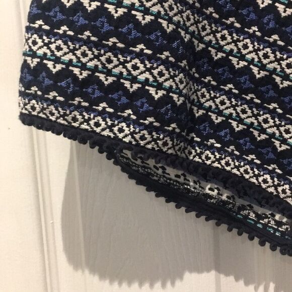The Limited Aztec printed shorts SZ 4 - Picture 2 of 9